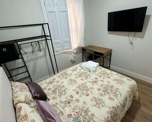 Bedroom of Flat to share in Santander  with Air Conditioner and Terrace