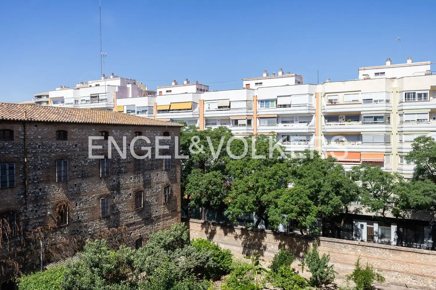 Vista exterior de Piso de alquiler en Valencia con Aire acondicionado, Calefacción y Parquet
