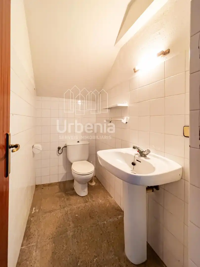 Casa con piscina en venta en Nucli Urbà, imagen 53