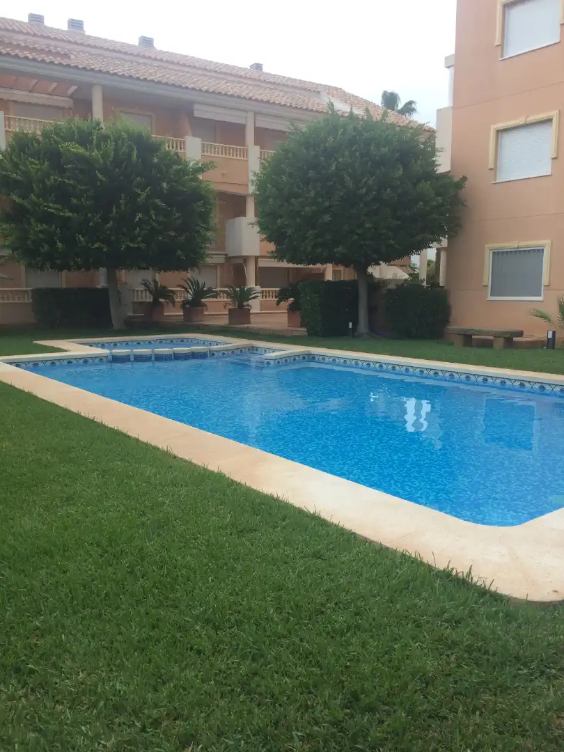 Schwimmbecken von Dachboden zur Miete in Jávea / Xàbia mit Klimaanlage, Heizung und Terrasse