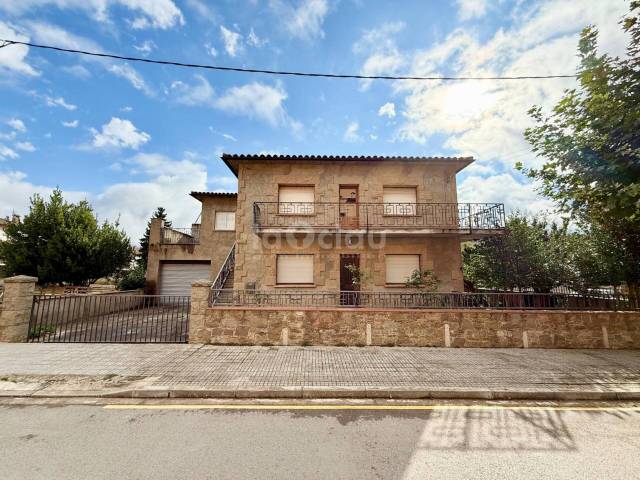 Casa-chalet en Venta en Paseo Prat en L'Estany