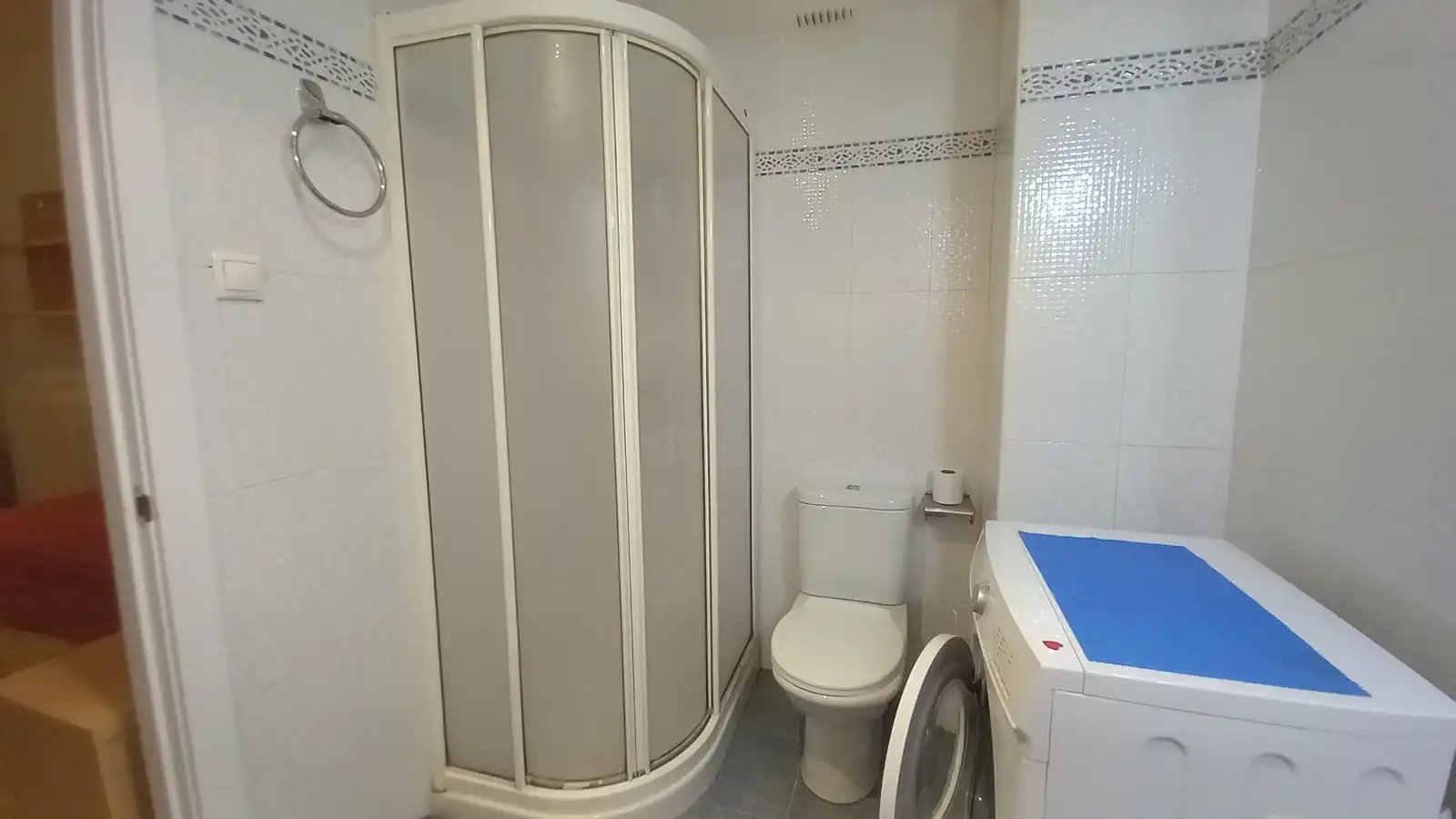 Baño de Estudio de alquiler en Zaragoza con Calefacción, Amueblado y Horno