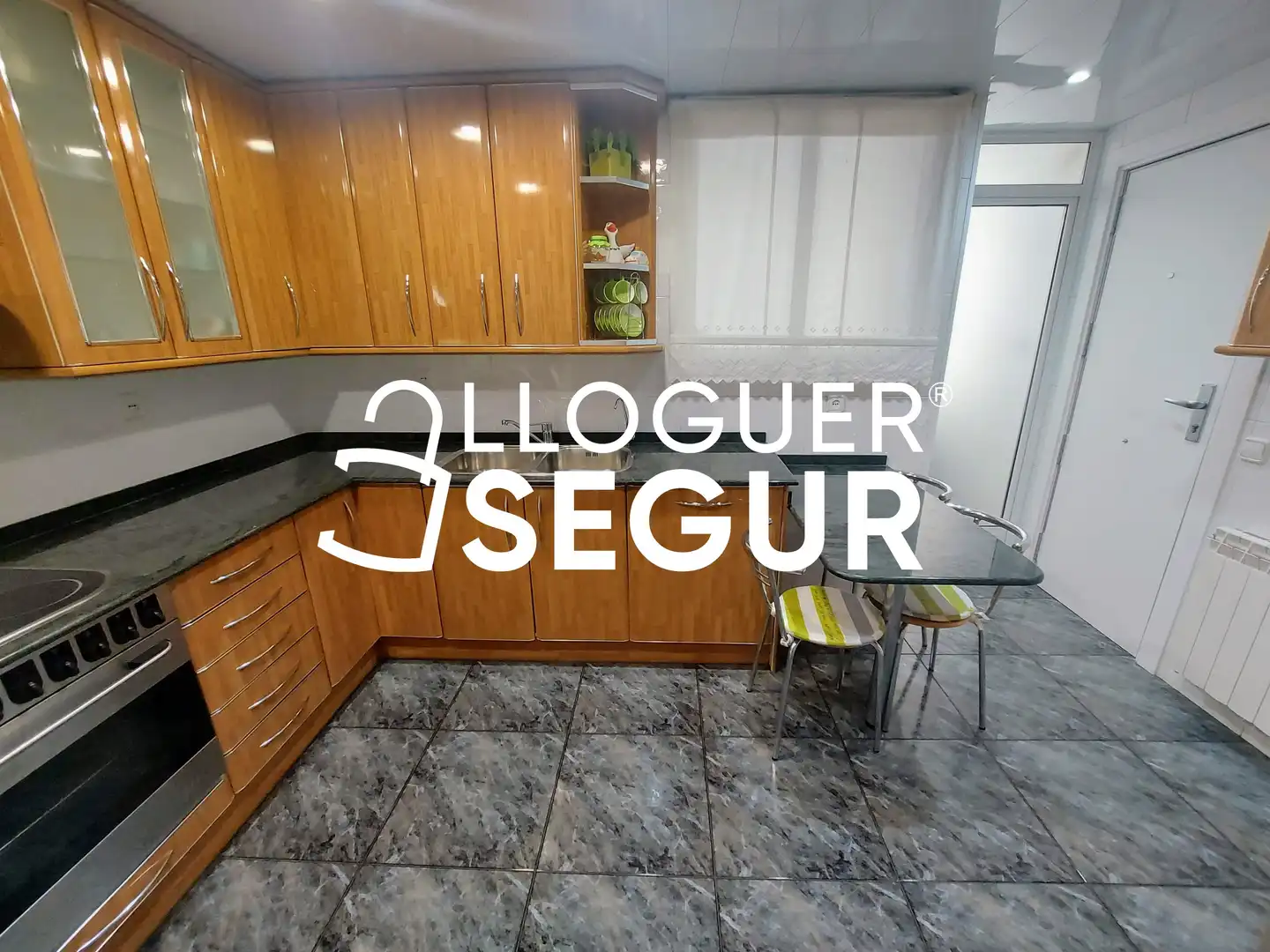 Cocina de Piso de alquiler en Barcelona con Aire acondicionado, Calefacción y Terraza