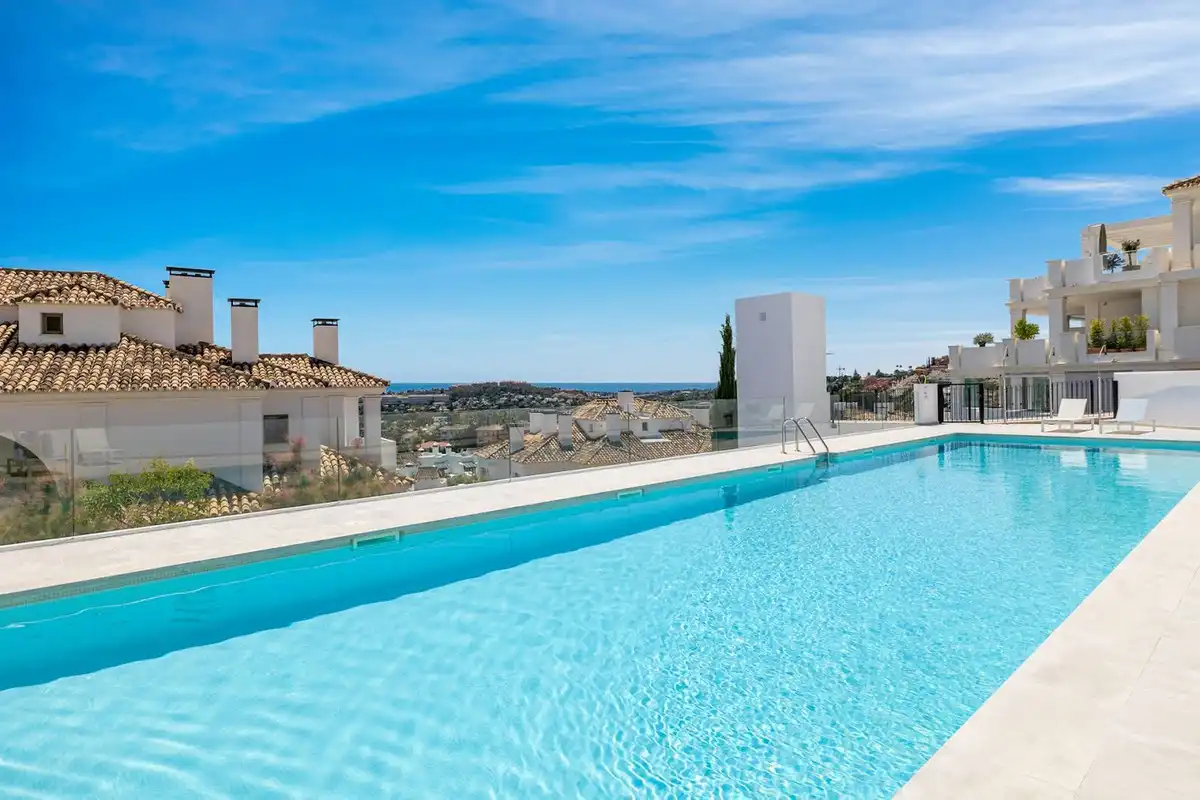 Piscina de Pis en venda en Marbella amb Aire condicionat, Traster i Sauna