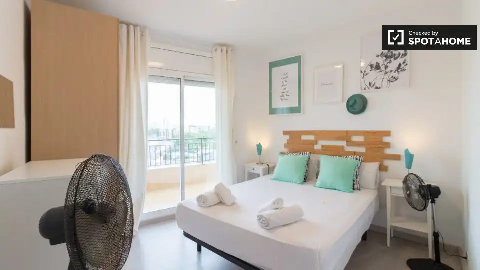 Room in El Clot