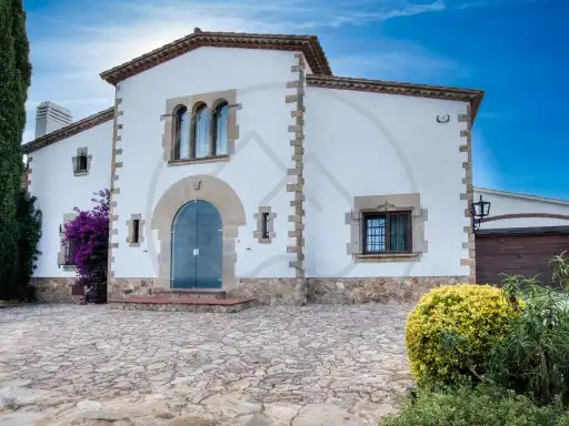 House with pool for sale in Avinguda de Platja d'Aro, imagen 3