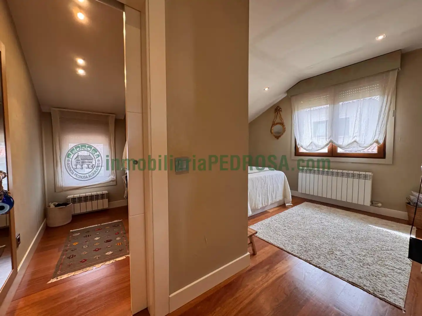 Habitación de Casa o chalet en venta en Pontevedra Capital  con Calefacción, Jardín privado y Terraza