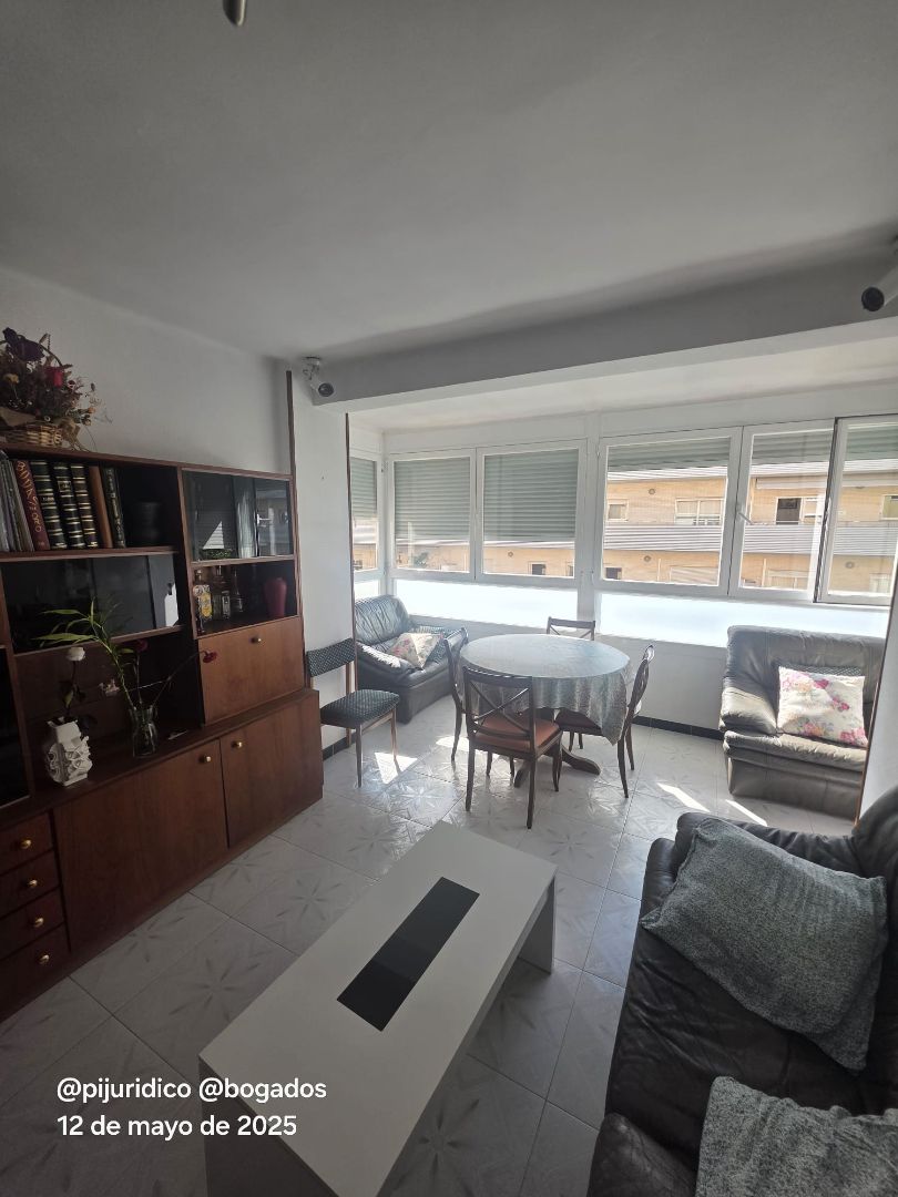 Sala d'estar de Pis en venda en  Barcelona Capital amb Aire condicionat, Jardí privat i Moblat