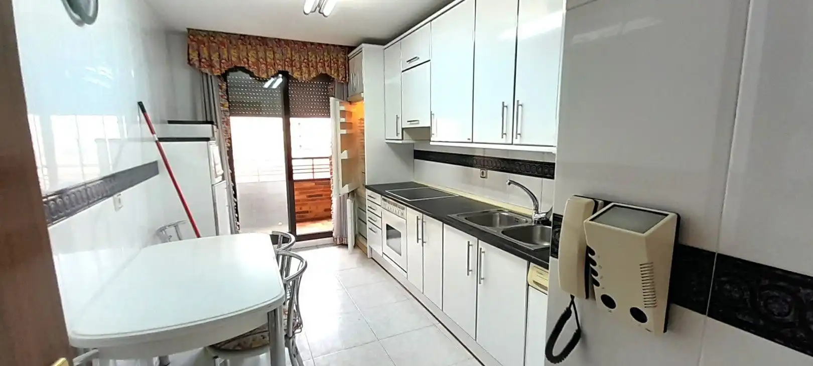 Cocina de Apartamento en venta en  Logroño con Trastero