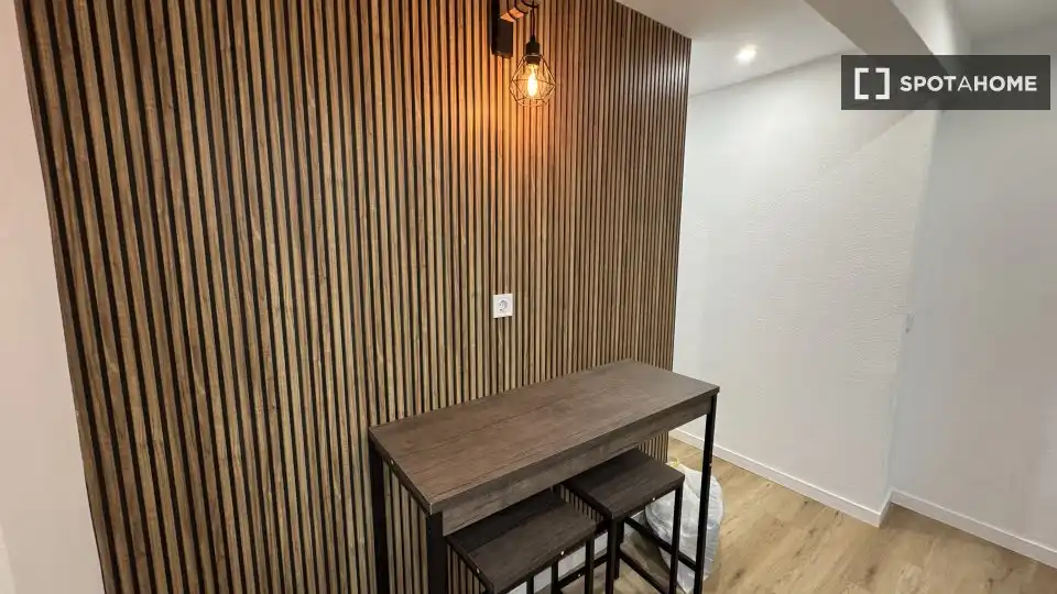 Wohnung zur Miete in Madrid mit Klimaanlage, Heizung und Möbliert