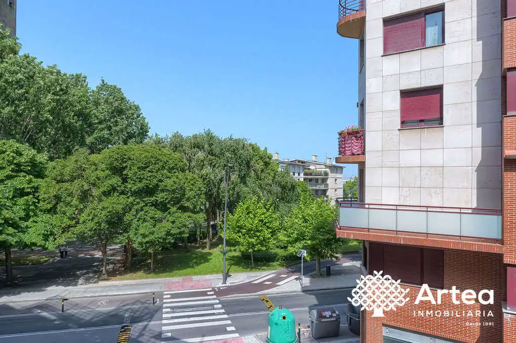 Vista exterior de Piso en venta en Getxo  con Calefacción, Trastero y Balcón