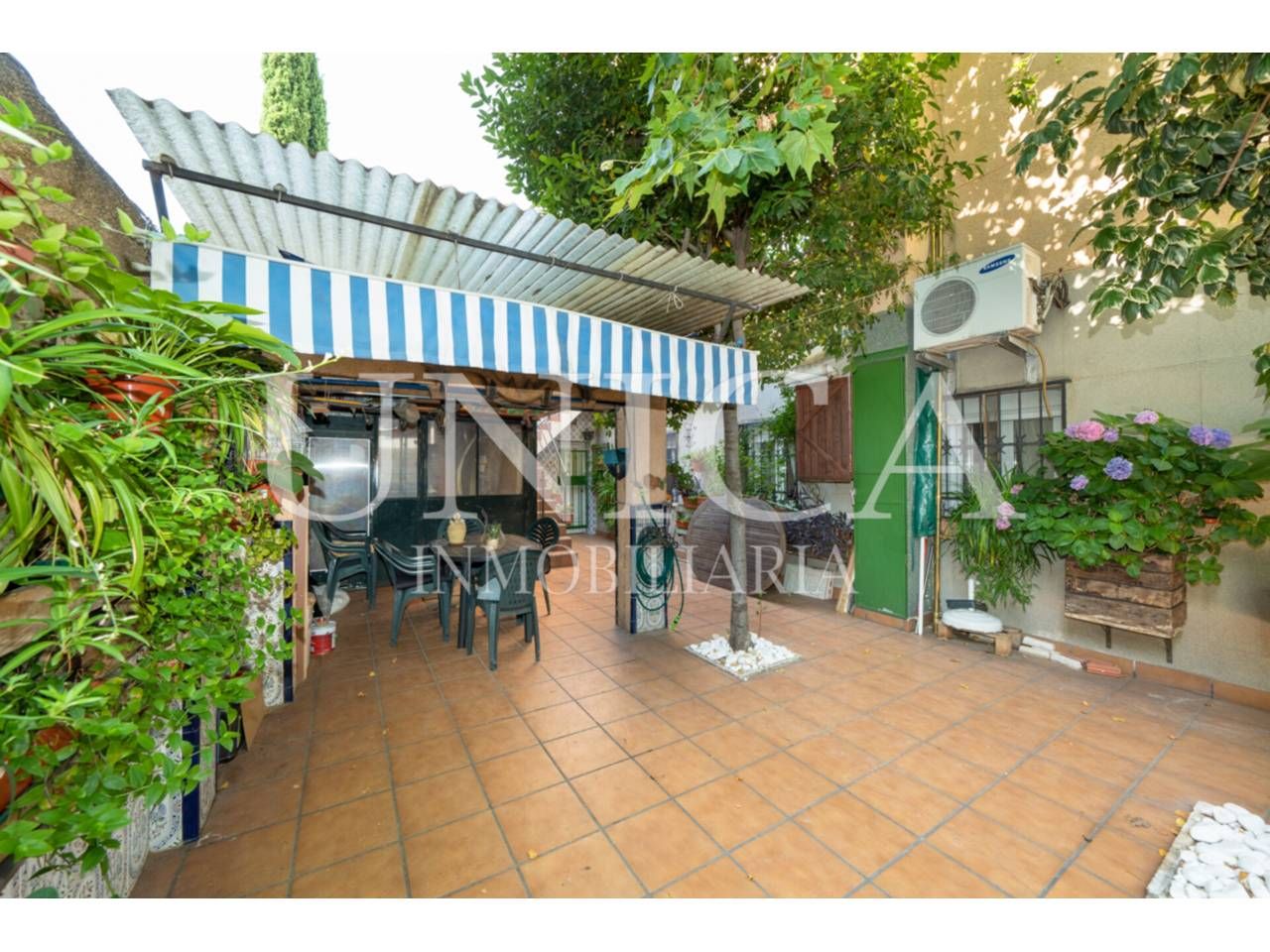 Terrace of Single-family semi-detached for sale in  Madrid Capital  with Air Conditioner, Heating and Private garden