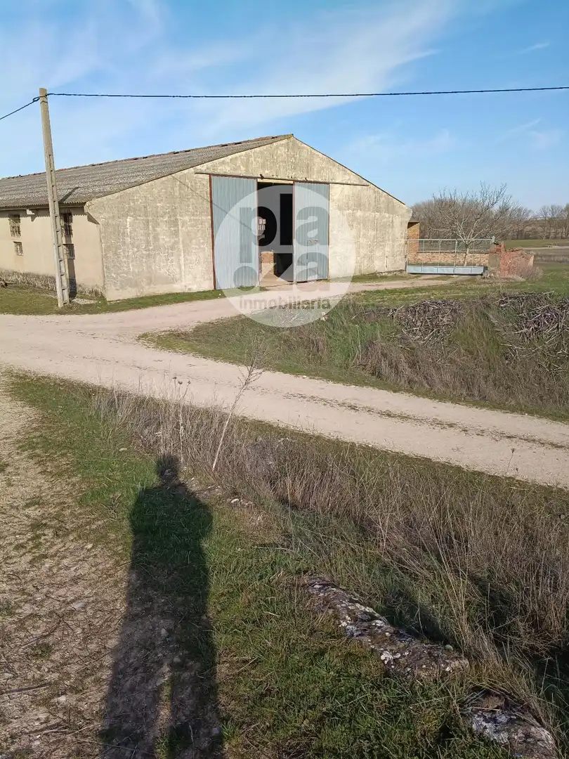Industrial buildings for sale in Villadiego