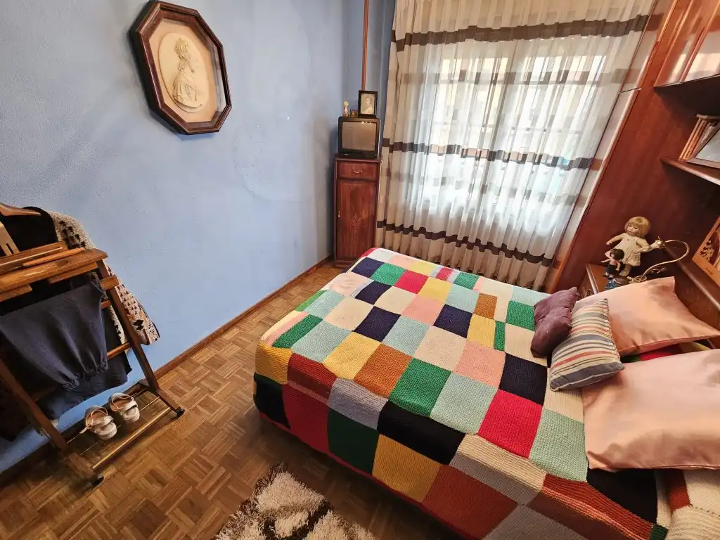 Bedroom of Flat for sale in Avilés
