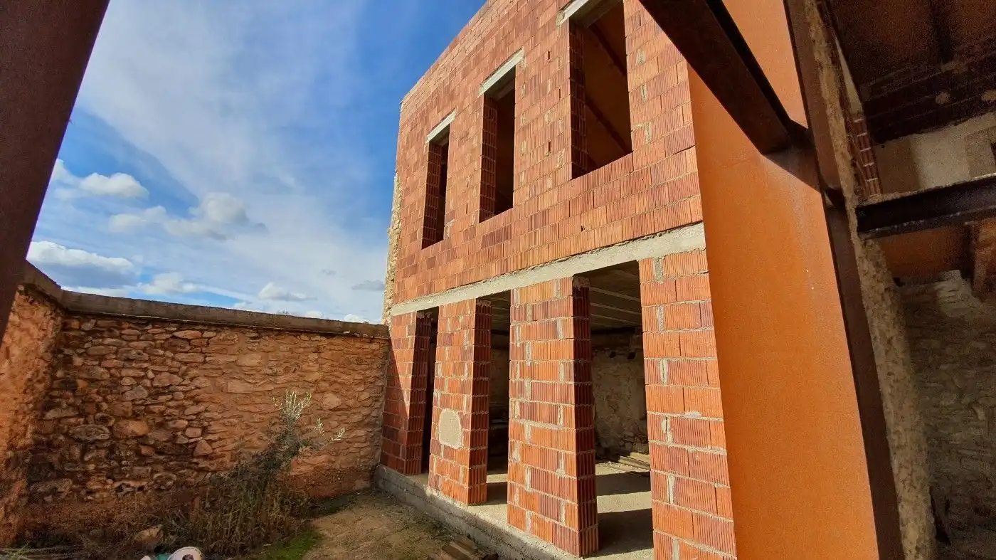 Vista exterior de Casa o chalet en venta en Benissanet con Terraza