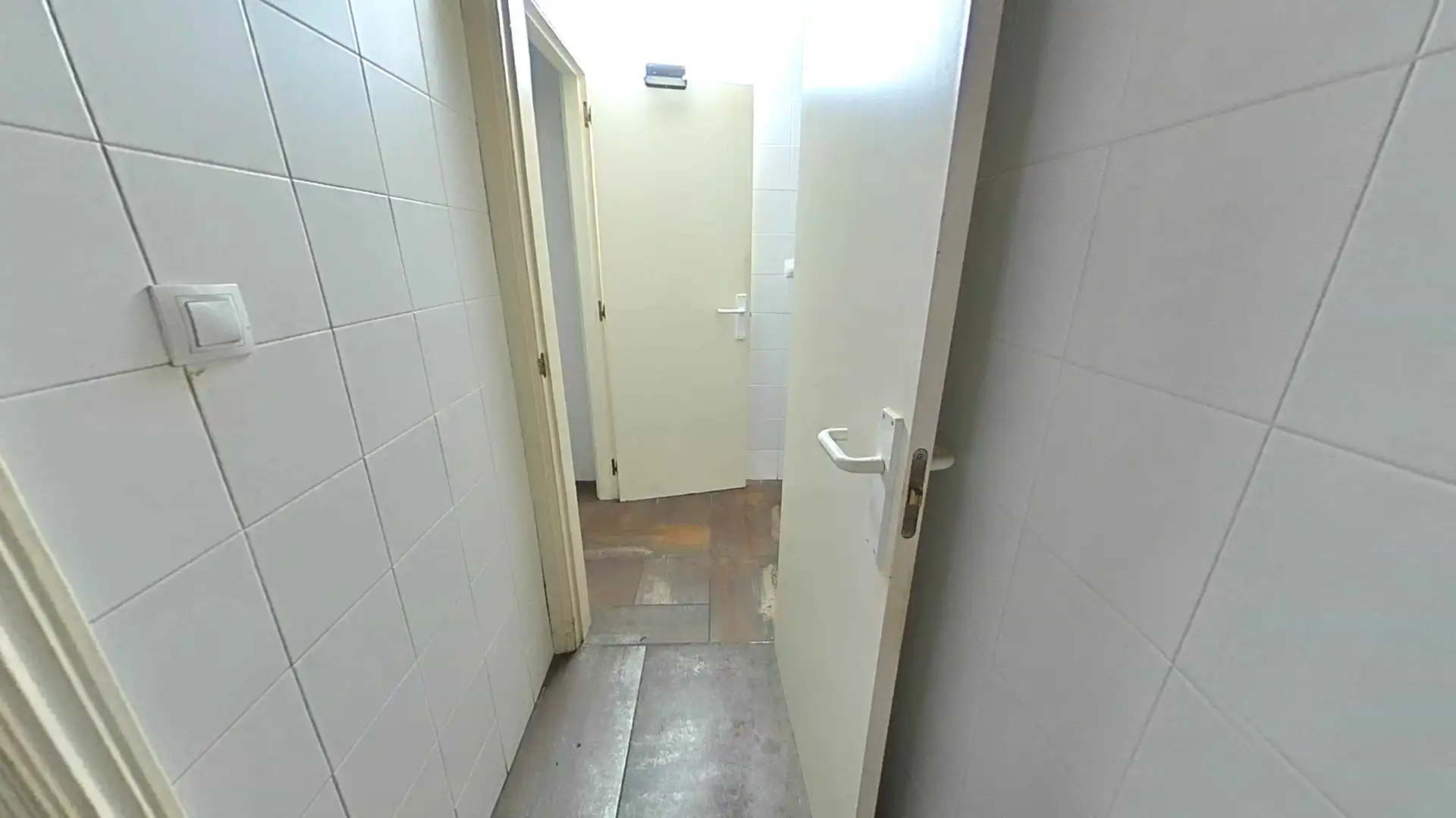 Local en venta en Pradoluengo