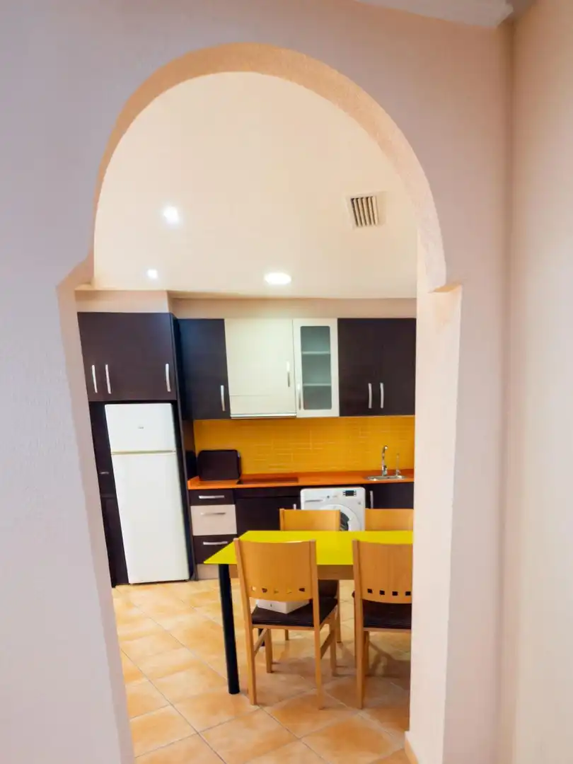 Cuina de Apartament en venda en Formentera del Segura amb Aire condicionat, Terrassa i Moblat