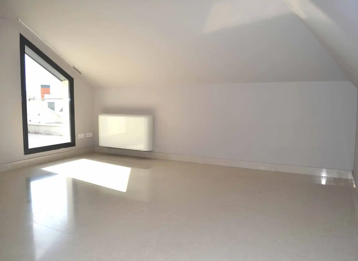 Maison jumelée avec piscine à louer à Calle de San Enrique de Ossó 535, imagen 27