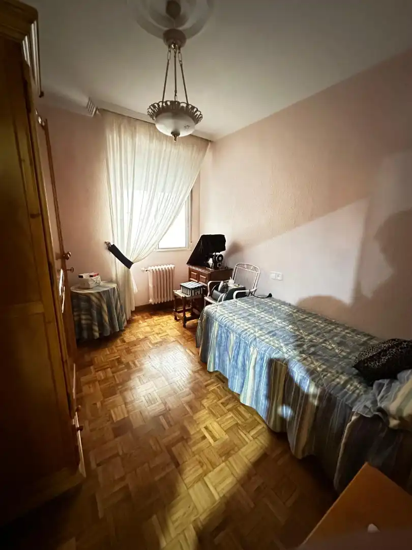 Bedroom of Flat for sale in Jaén  with Air Conditioner, Heating and Balcony