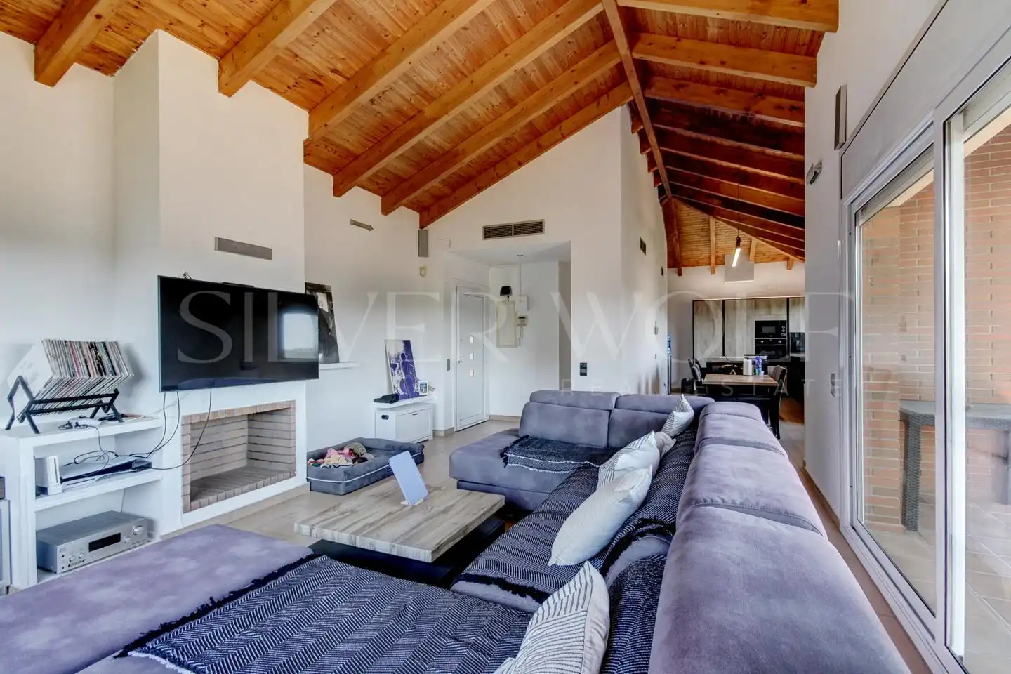 Sala de estar de Casa o chalet en venta en Vallirana con Aire acondicionado, Calefacción y Jardín privado