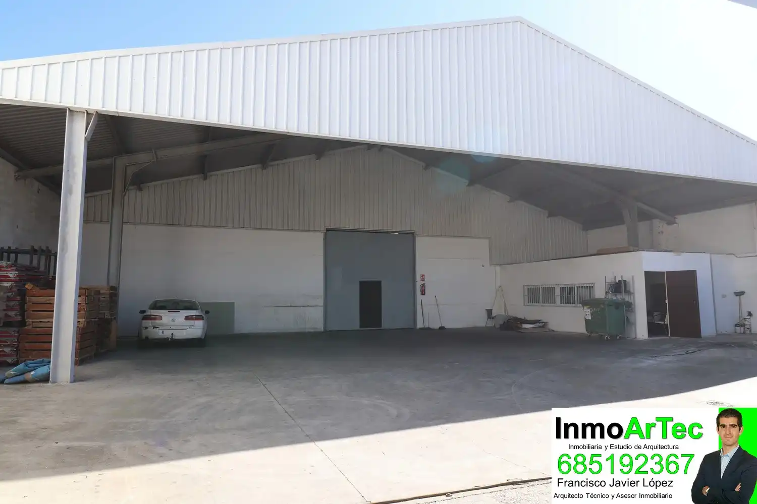 Industrial building for sale in Calle del Moral 2, imagen 2