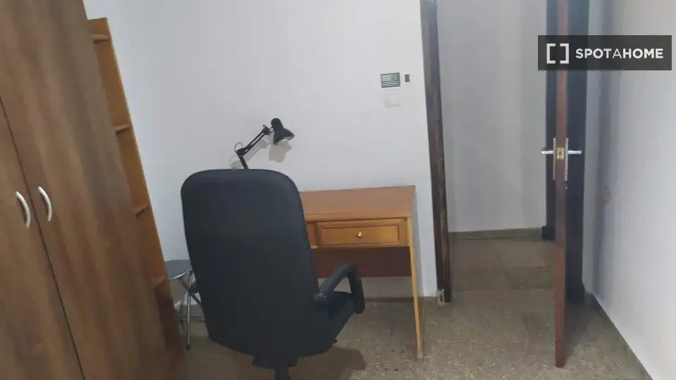 Piso para compartir en Moncada con Aire acondicionado, Calefacción y Amueblado