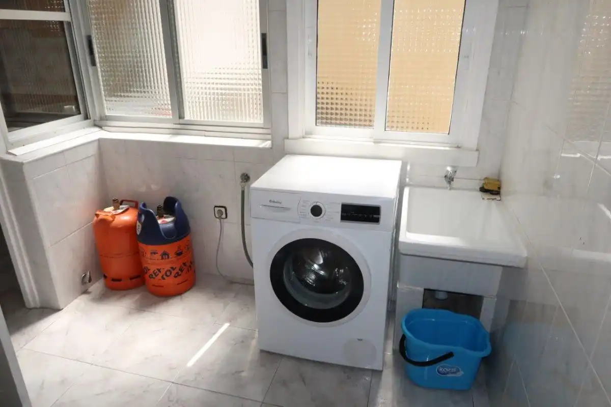 Küche von Wohnung zur Miete in A Coruña Capital  mit Parkett
