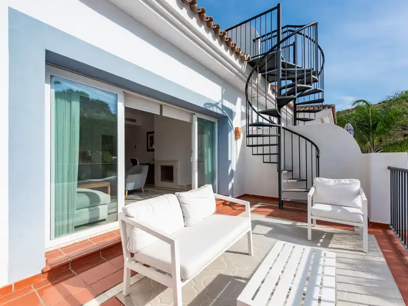 Apartamento con piscina en venta en Benahavís pueblo
