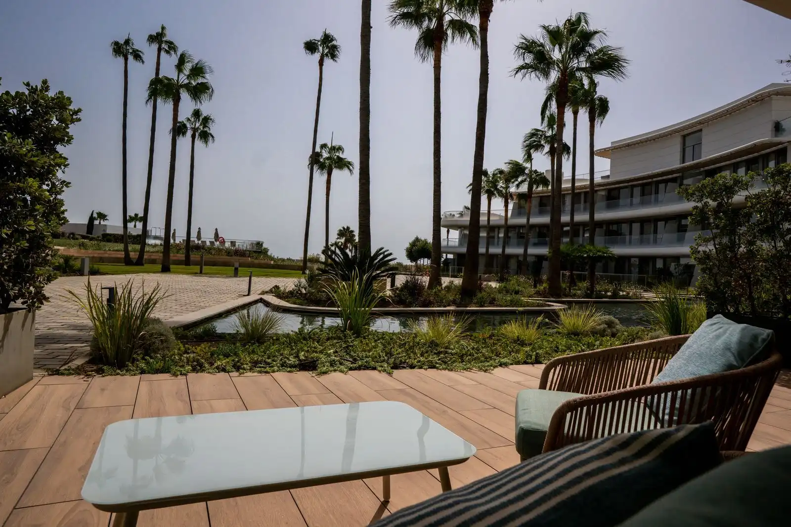 Flat with pool for sale in Costa Natura