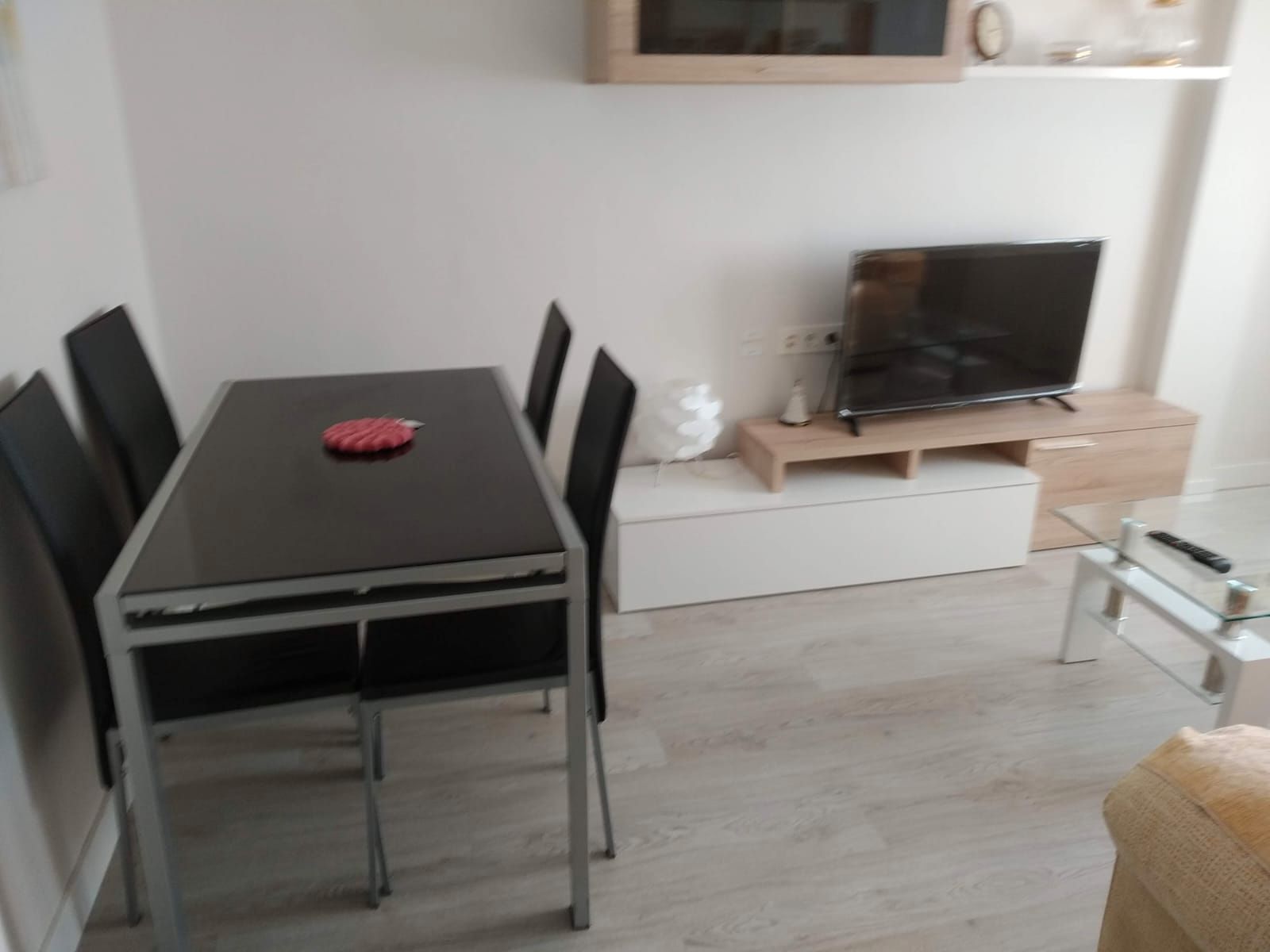 Sala de estar de Piso de alquiler en  Zaragoza Capital con Calefacción, Parquet y Amueblado