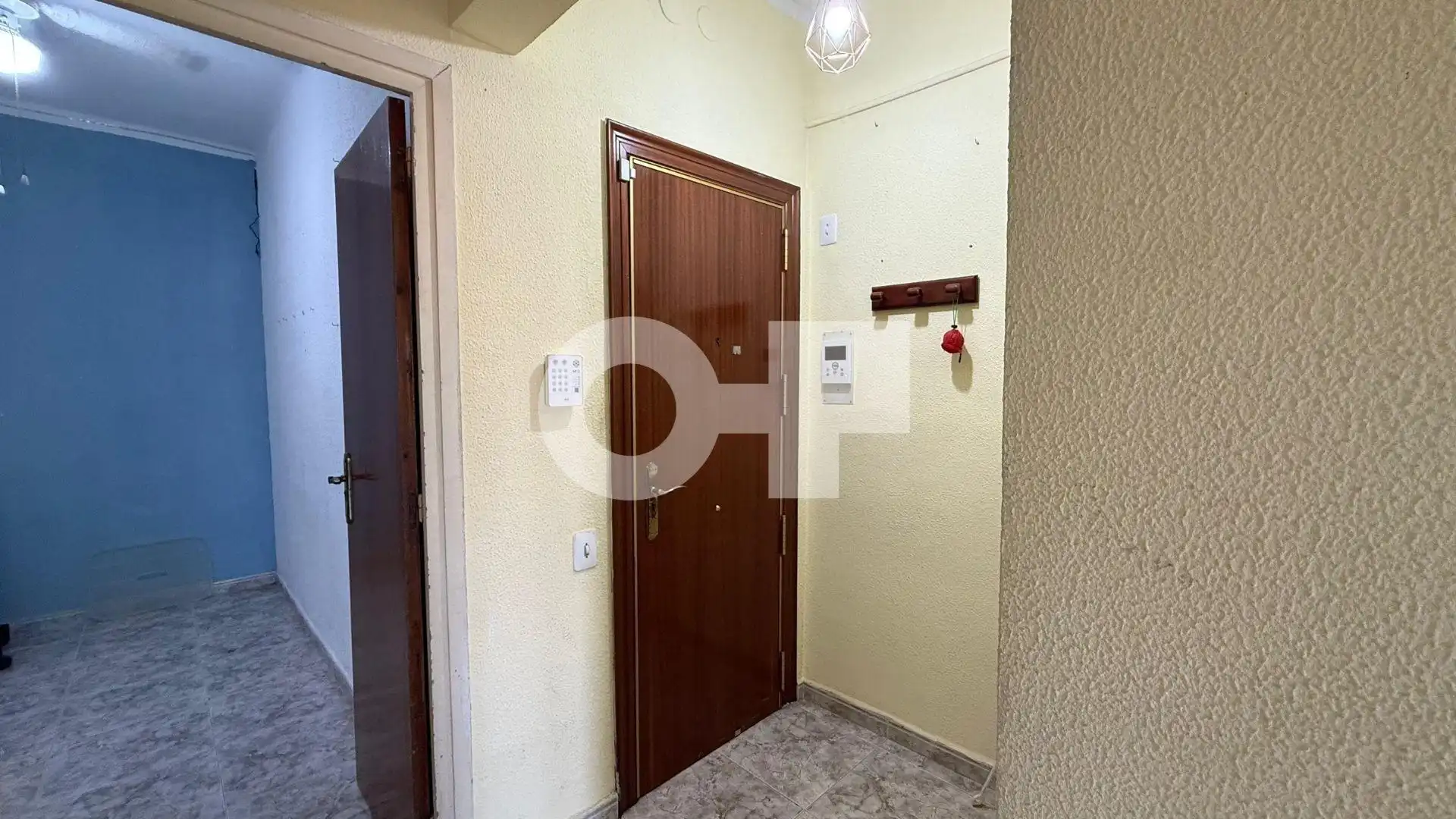 Wohnung zum Verkauf in Barcelona mit Heizung, Möbliert und Alarm