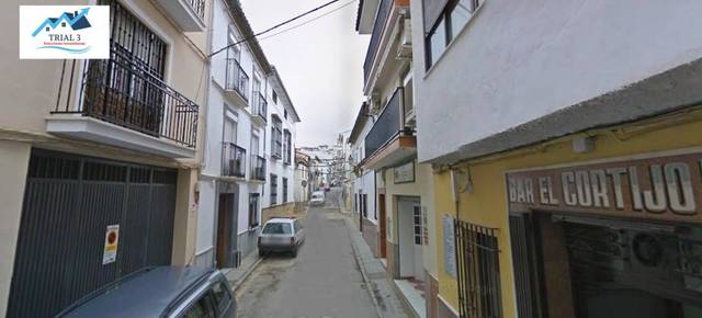 Piso en Venta en Calle LA CRUZ en Cueva de Menga