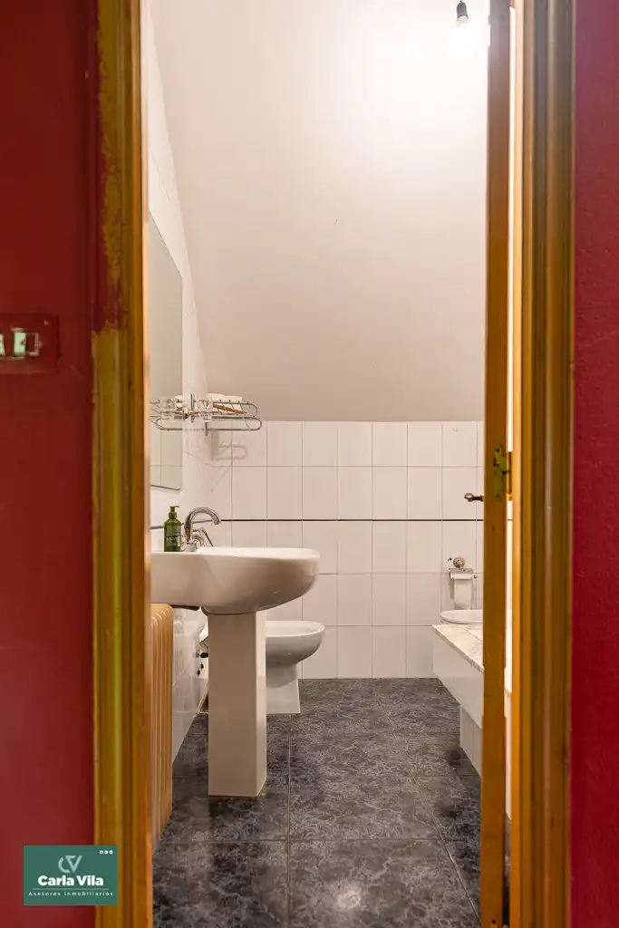 Baño de Casa o chalet en venta en Lugo con Calefacción, Jardín privado y Parquet