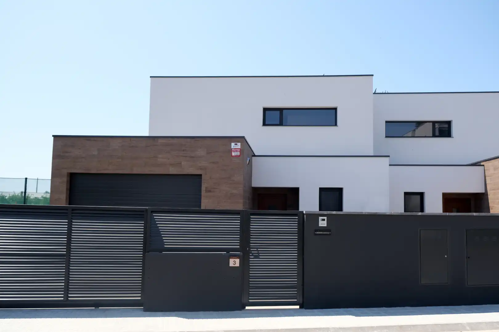 Vista exterior de Casa o chalet en venta en Sant Pere Pescador con Aire acondicionado, Calefacción y Jardín privado