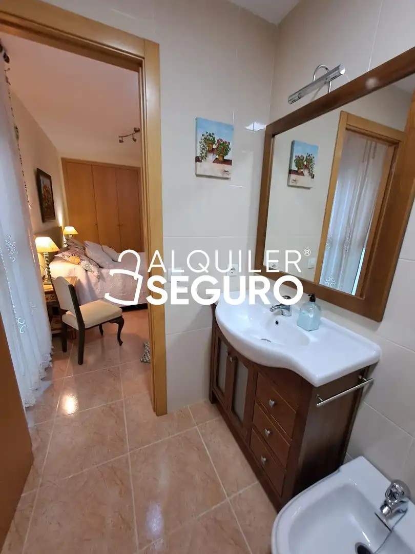 Habitación de Piso de alquiler en Nules con Aire acondicionado, Terraza y Piscina