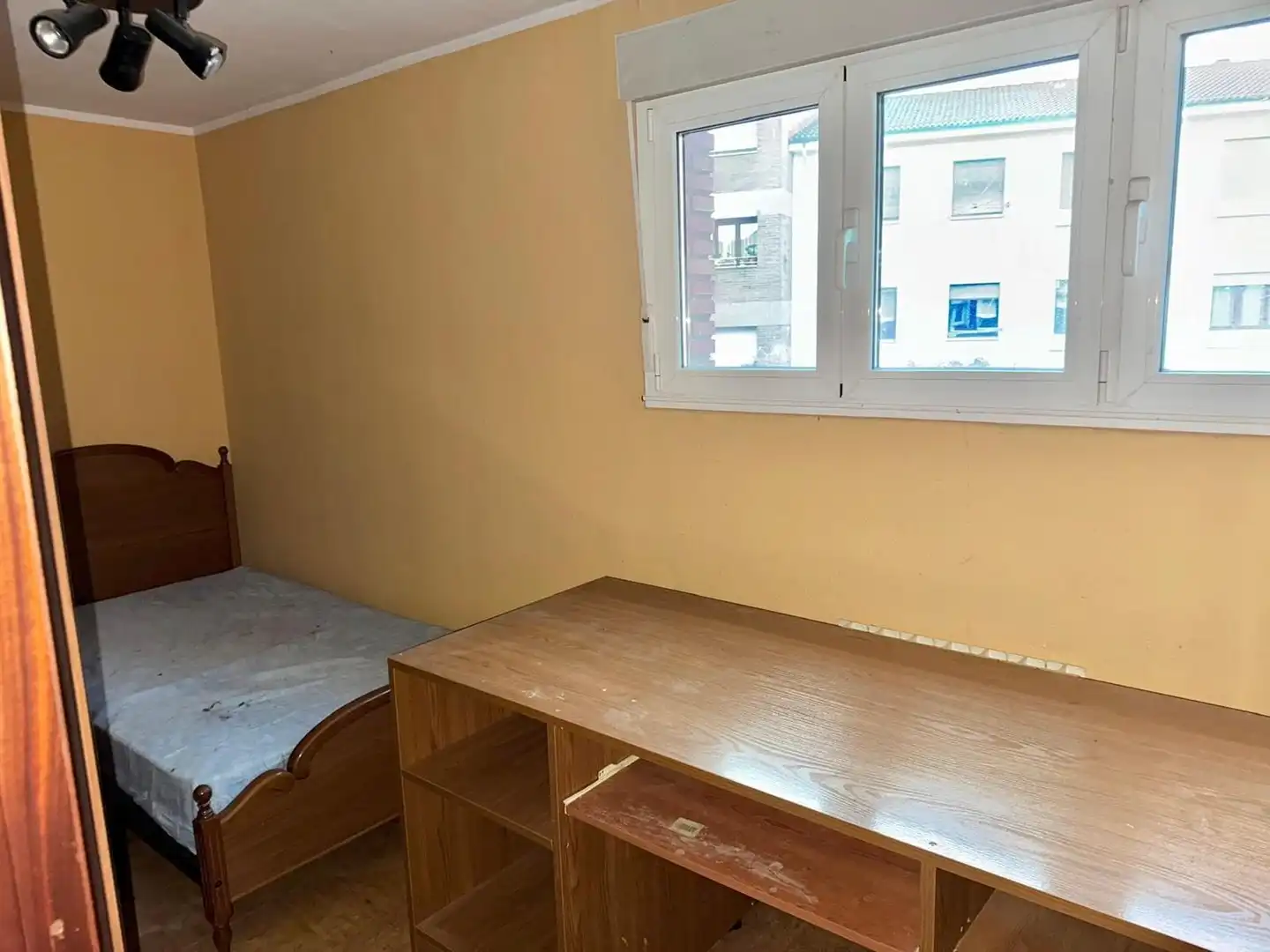 Bedroom of Flat for sale in Oviedo   with Heating and Swimming Pool
