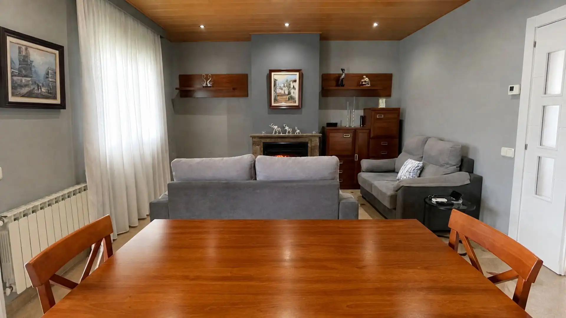 Sala d'estar de Casa o xalet en venda en Rubí amb Calefacció, Jardí privat i Terrassa