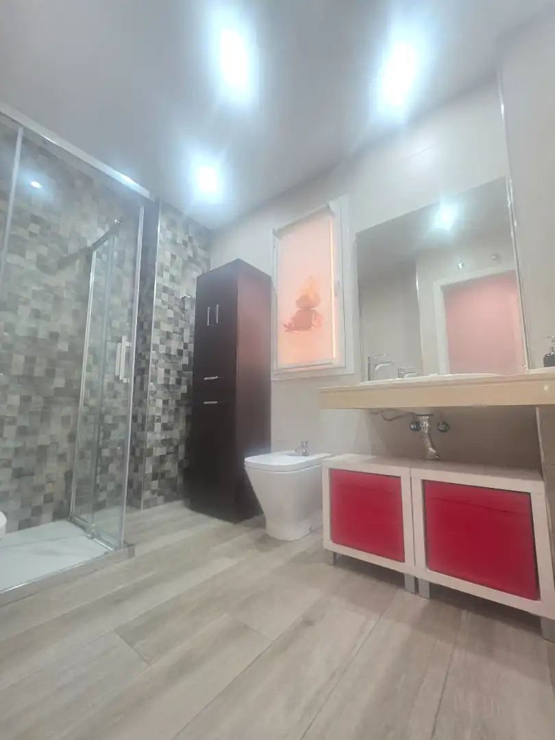 Baño de Piso de alquiler en Ciudad Real con Aire acondicionado, Calefacción y Parquet