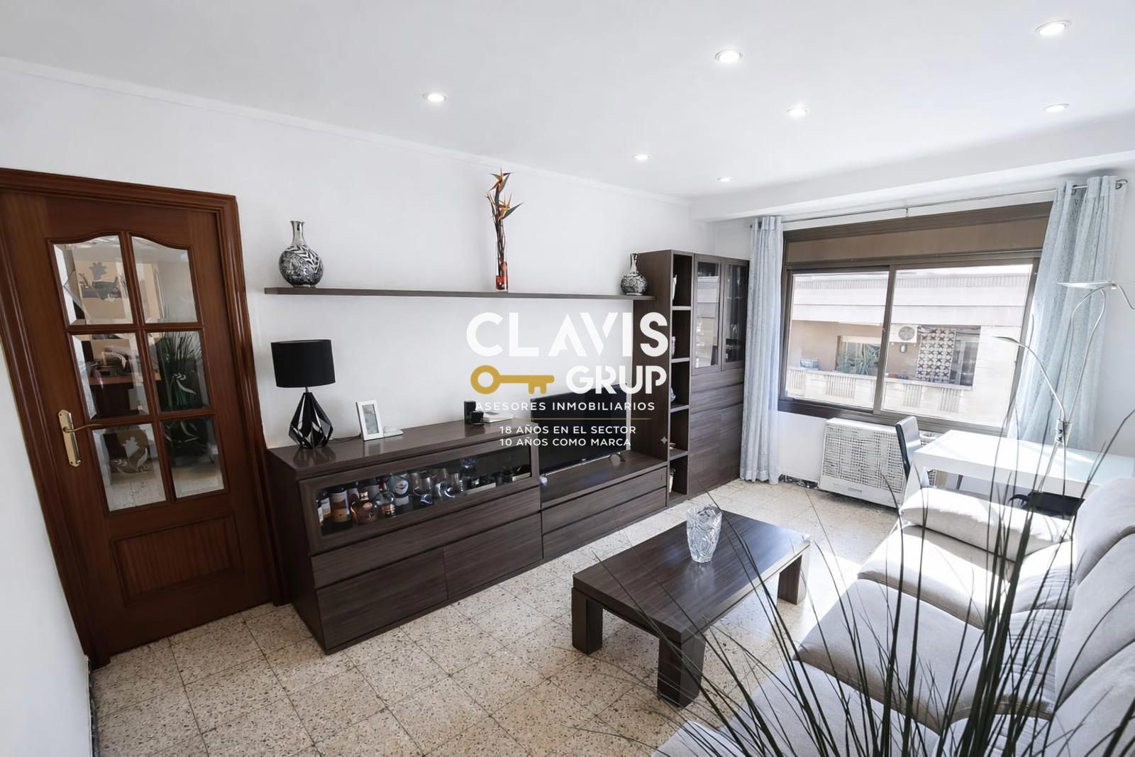 Flat for sale in VIRGEN DE MONTSERRAT, Pont Vell