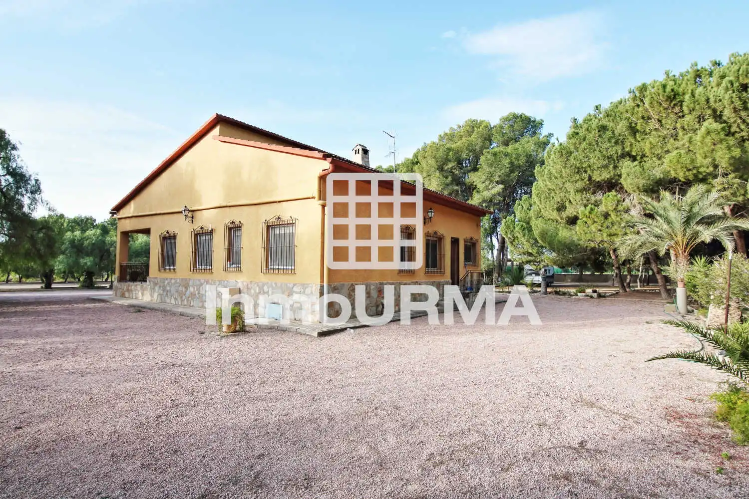 Vista exterior de Casa o chalet en venta en Elda con Aire acondicionado, Calefacción y Jardín privado