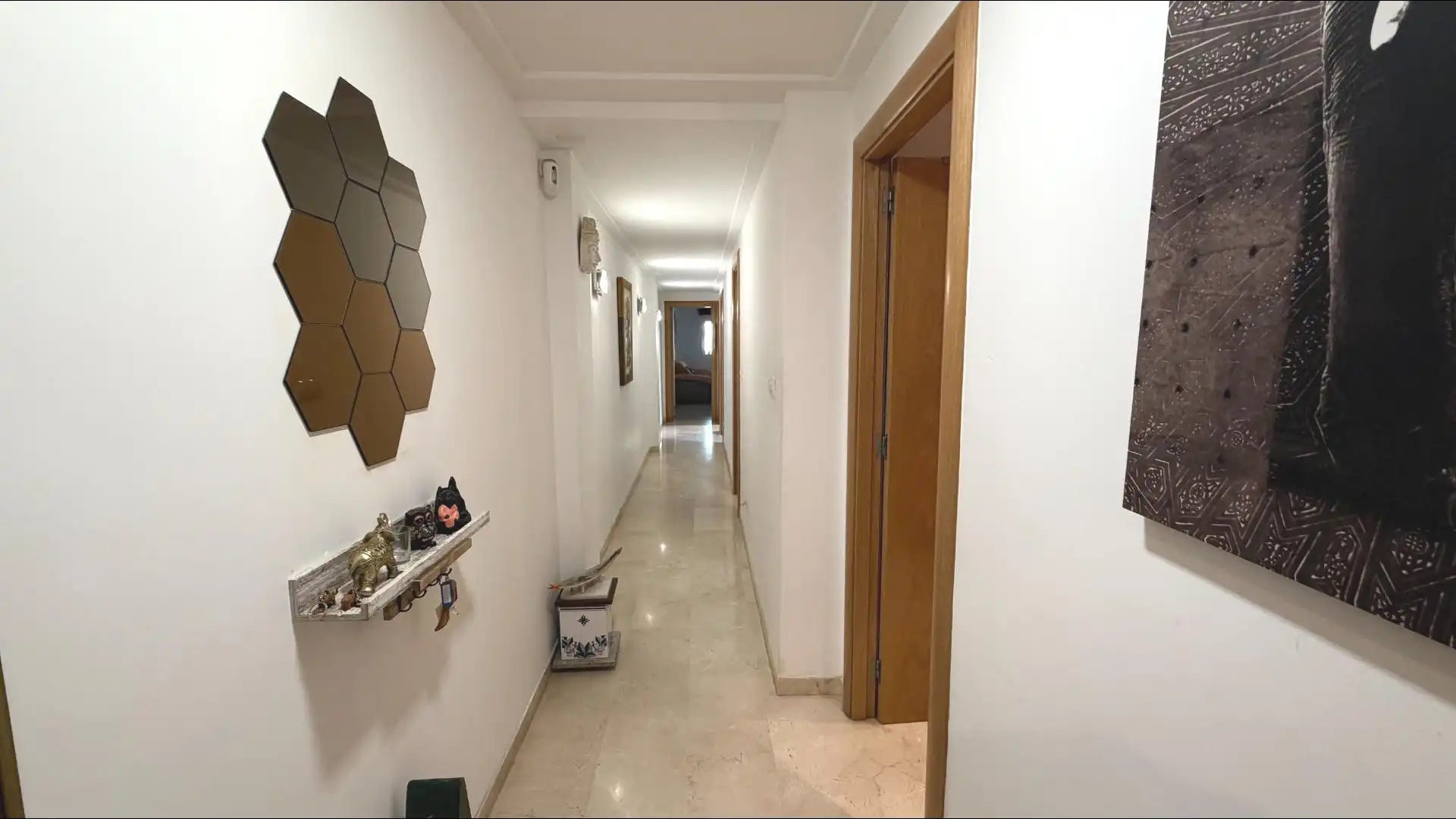 Wohnung zum Verkauf in Elche / Elx mit Klimaanlage und Balkon
