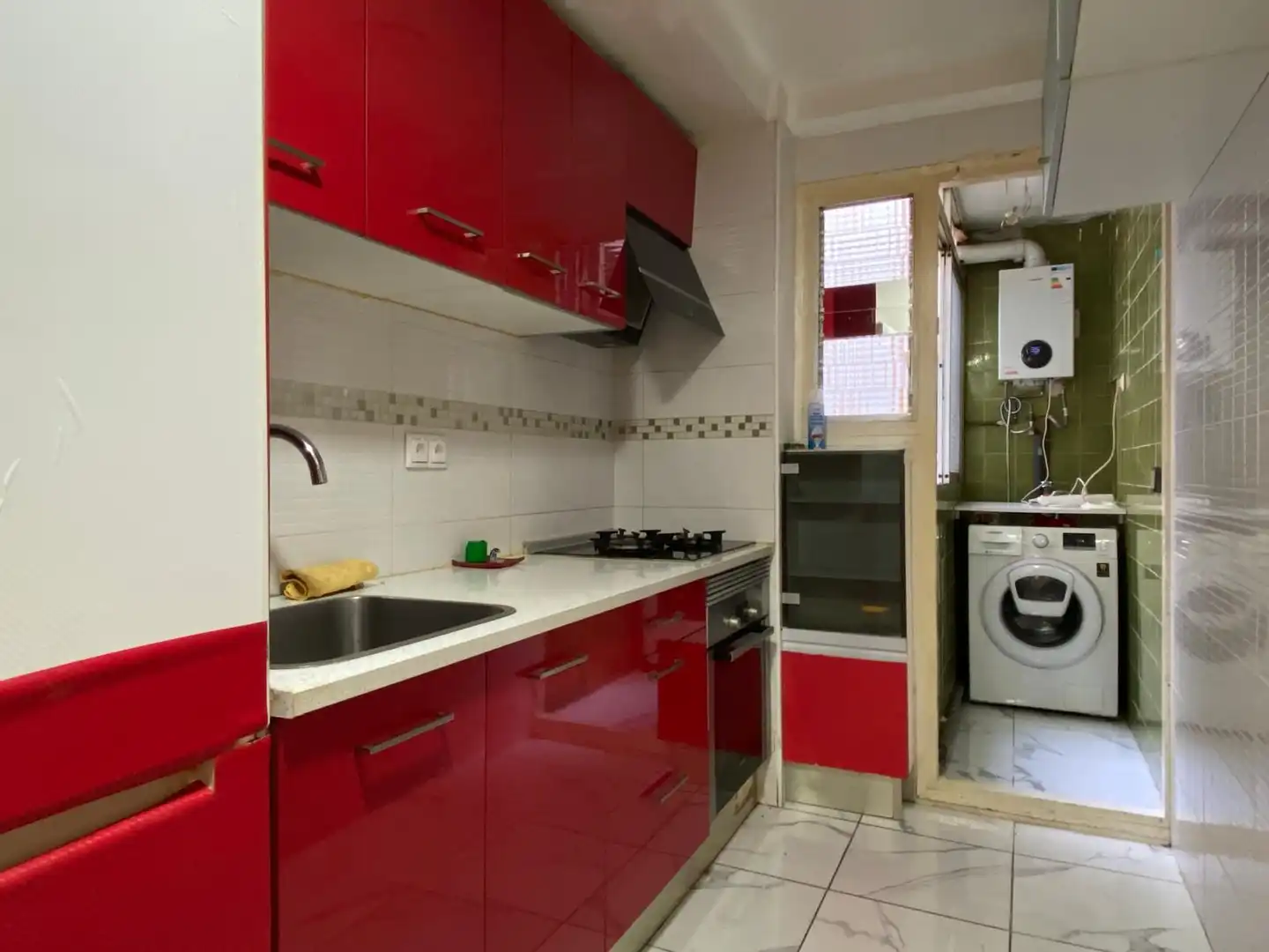 Kitchen of Flat for sale in Tarragona  with Oven, Washing machine and Alarm