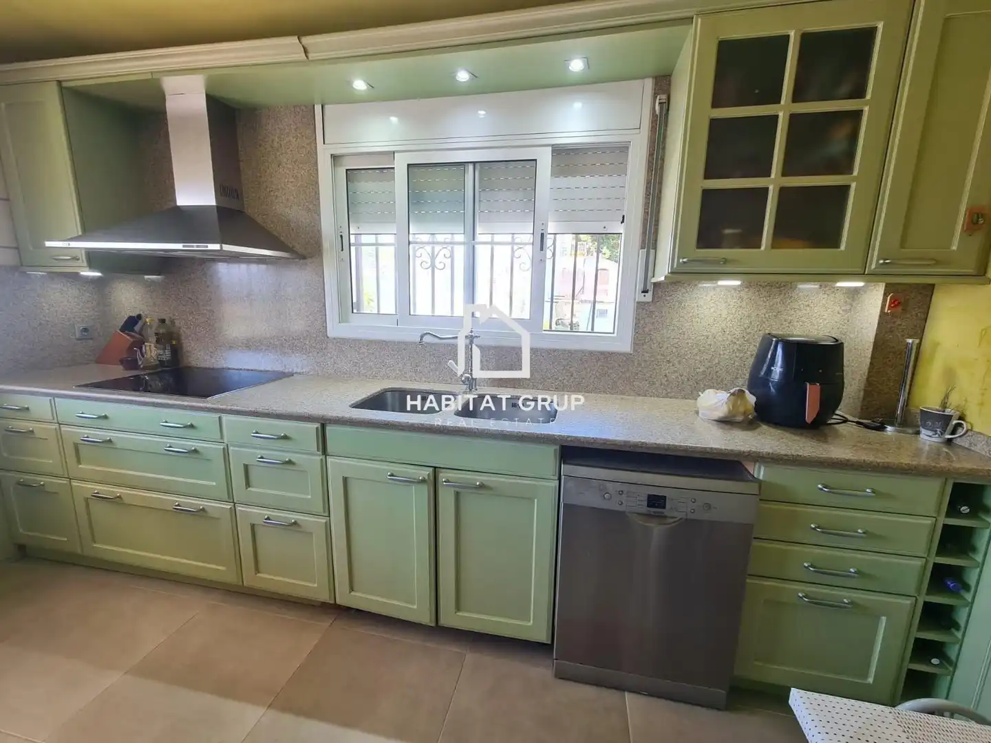 Cocina de Casa o chalet en venta en Blanes con Aire acondicionado, Calefacción y Jardín privado