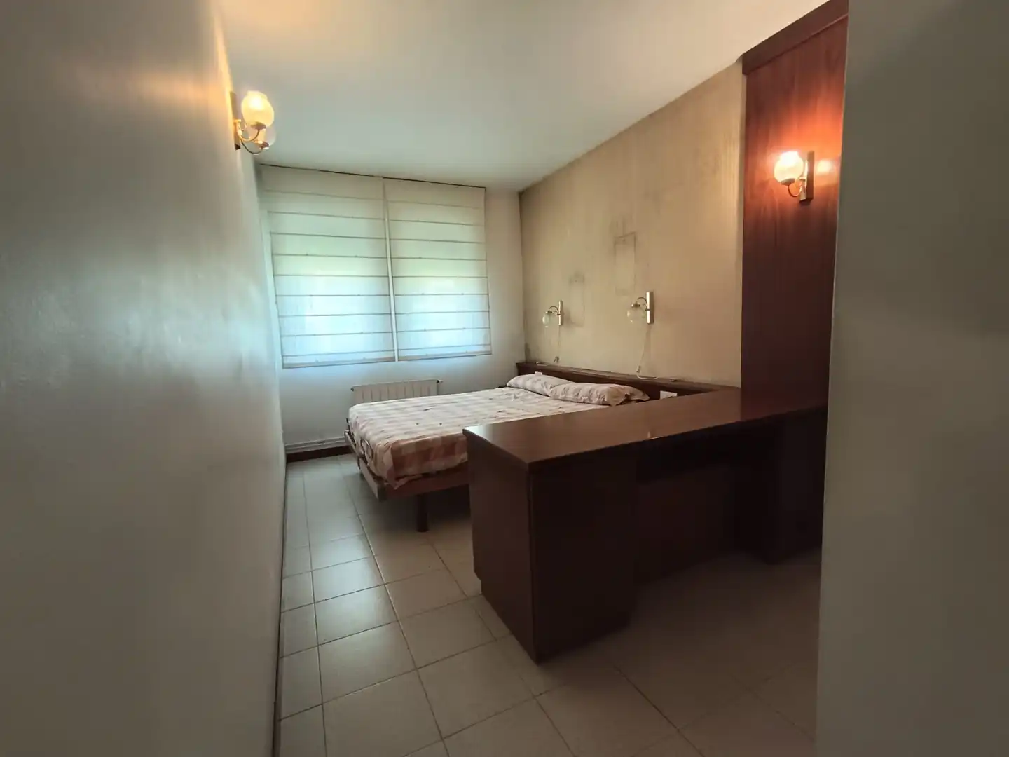 Schlafzimmer von Wohnung zum Verkauf in Bescanó mit Heizung und Schwimmbad