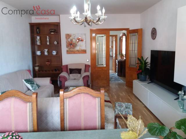 Piso en Alquiler en Calle SANTA ISABEL en Centro