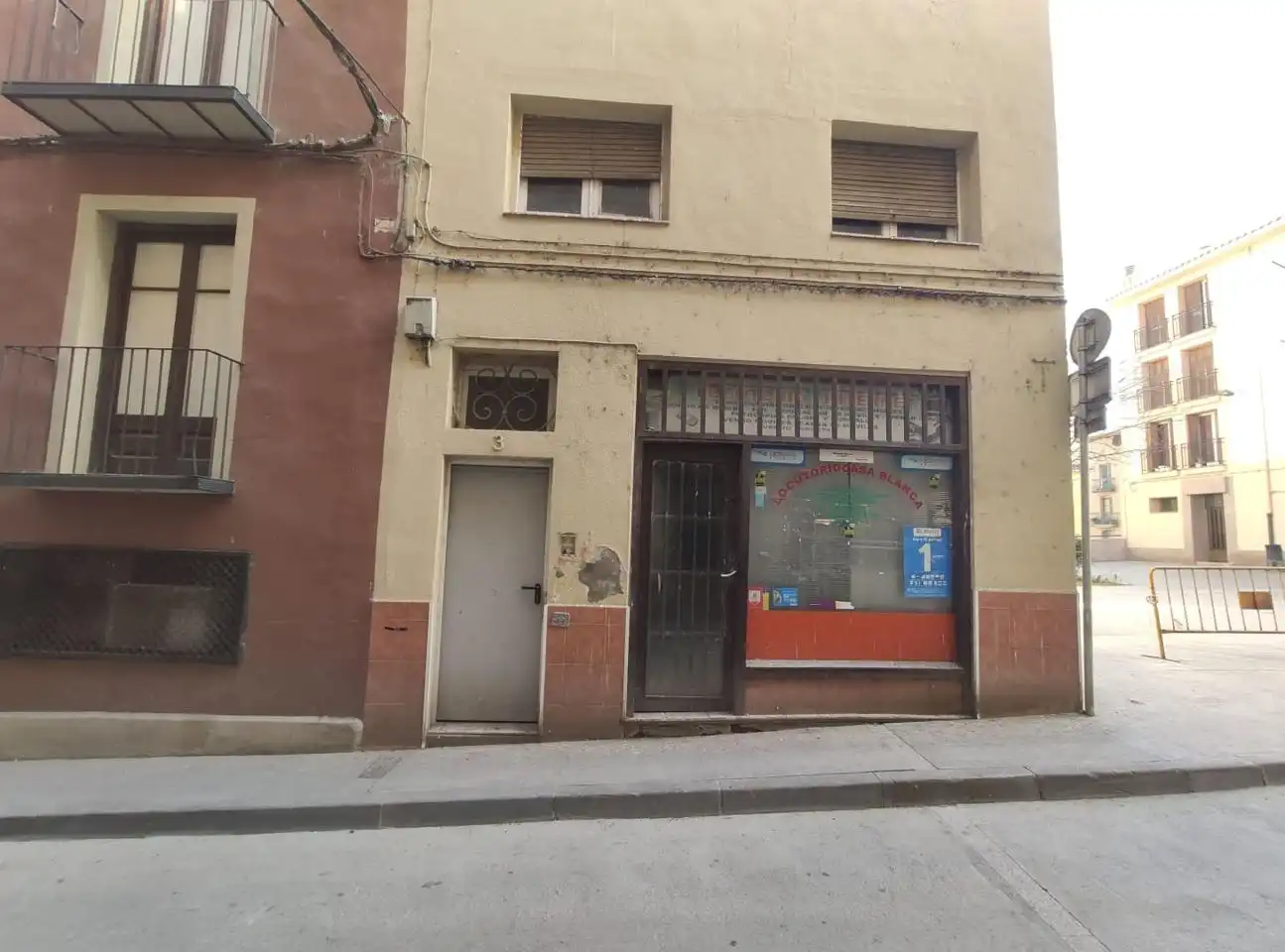 Flat for sale in Carrer Barrinou, imagen 2