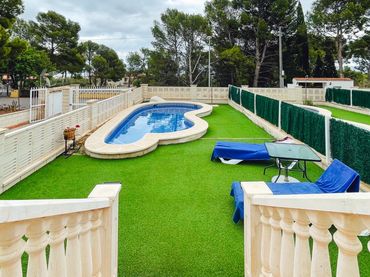Reihenhaus mit Pool zum Verkauf in San Rafael - Nucia Park