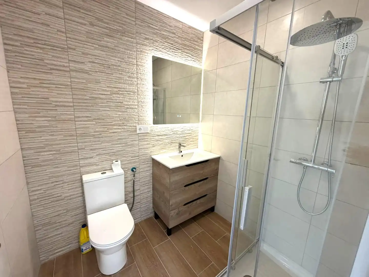 Baño de Ático en venta en Cartagena con Aire acondicionado, Terraza y Horno