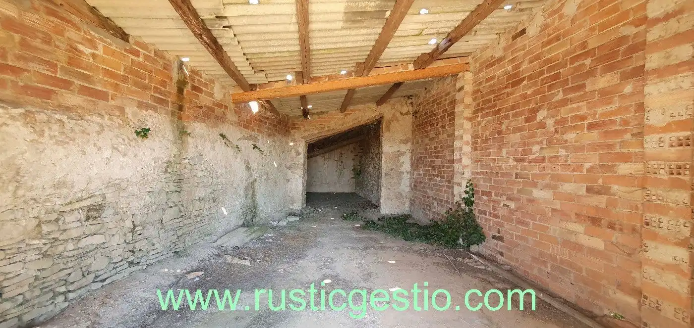 Finca rústica en venda en Sant Pere Sallavinera amb Terrassa i Traster