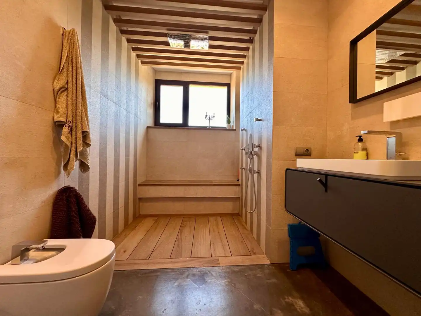 Casa rústica amb piscina en venda a Camponaraya, imagen 13